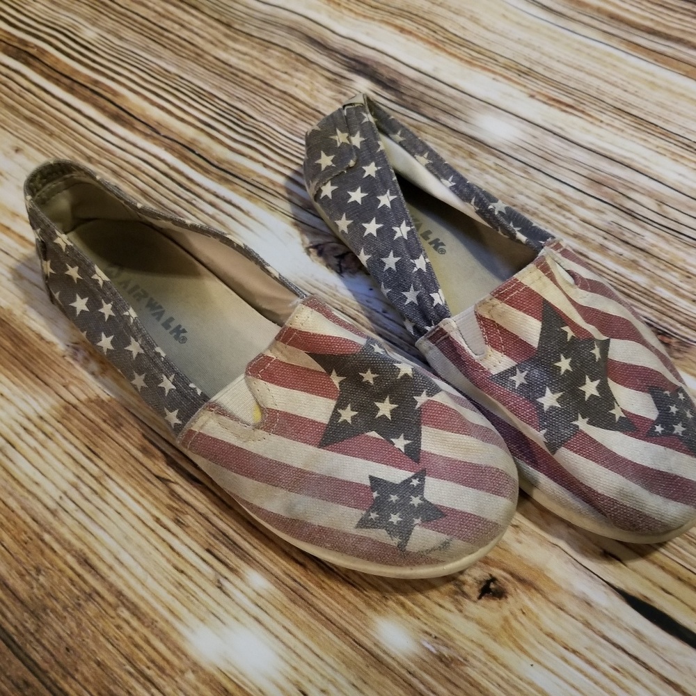 Patriotic flats